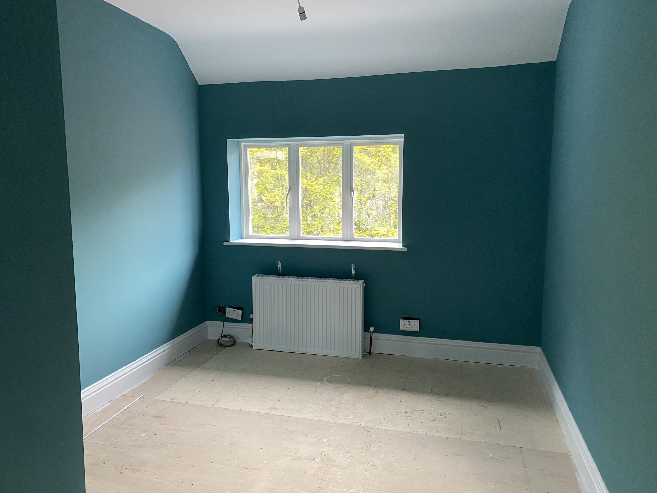 interior-and-exterior-painting-and-decorating-services-thurrock